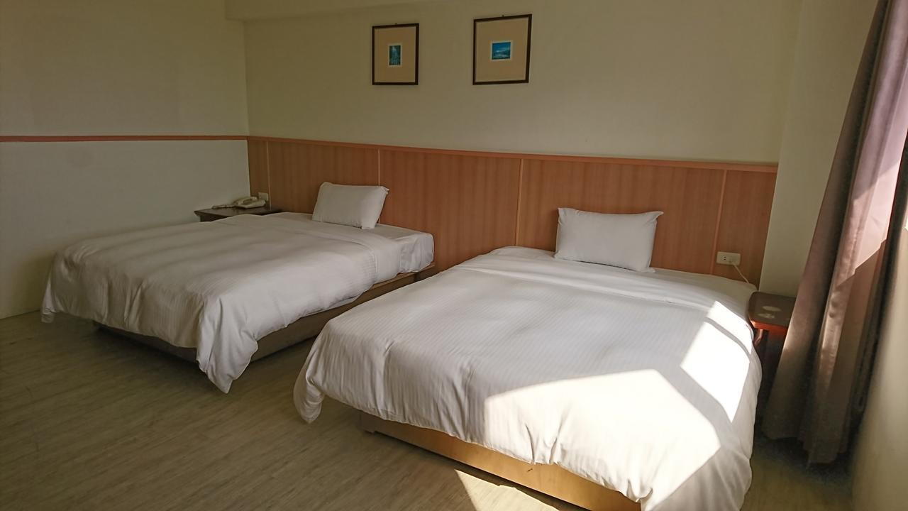 Angela Hotel Taitung Exterior photo
